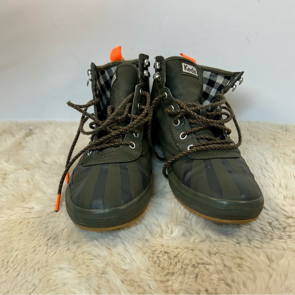 Keds Green and‎ Orange Sneakers for Everyday Style Women’s 8 - Picture 1 of 7